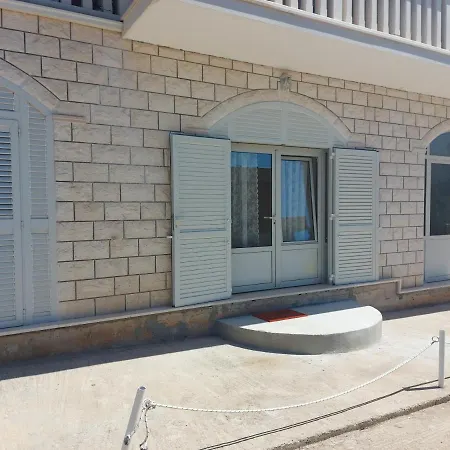 K & N Appartement Prižba